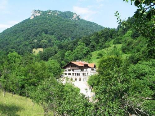 Villa Cherven Тетевен Екстер'єр фото
